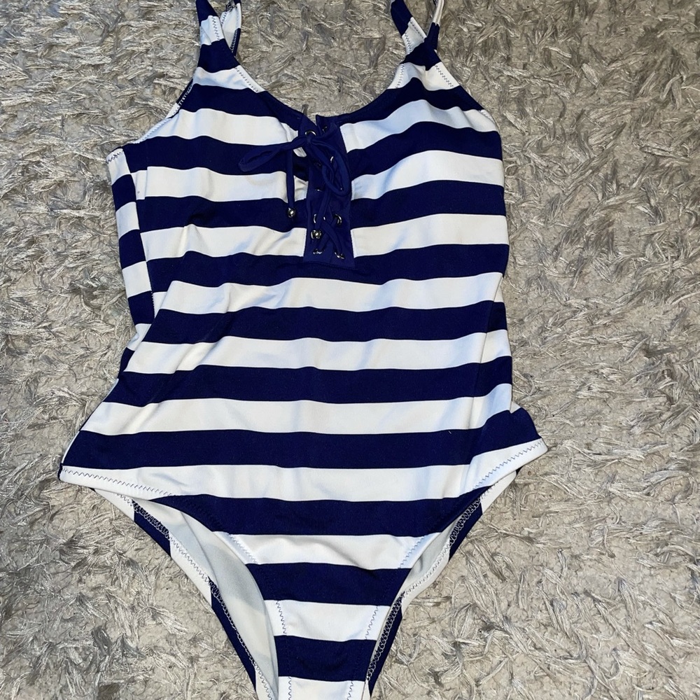 Women’s one piece